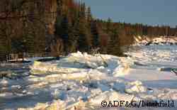 Ice in the Kenai River in the winter of 20062007 Mary King photo