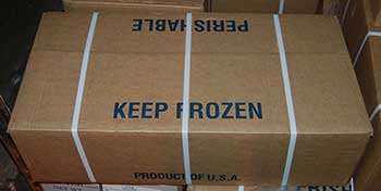 Packing bands on a bait box