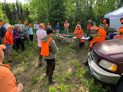 Dog handlers meet to prepare for grouse brood surveys